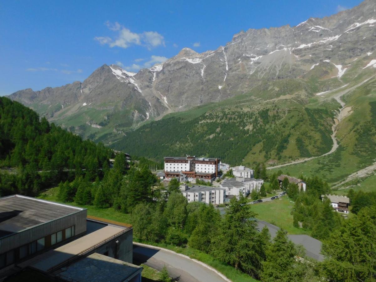 Апартаменты Il Gioiello Di Cervinia Брей-Червиния Экстерьер фото